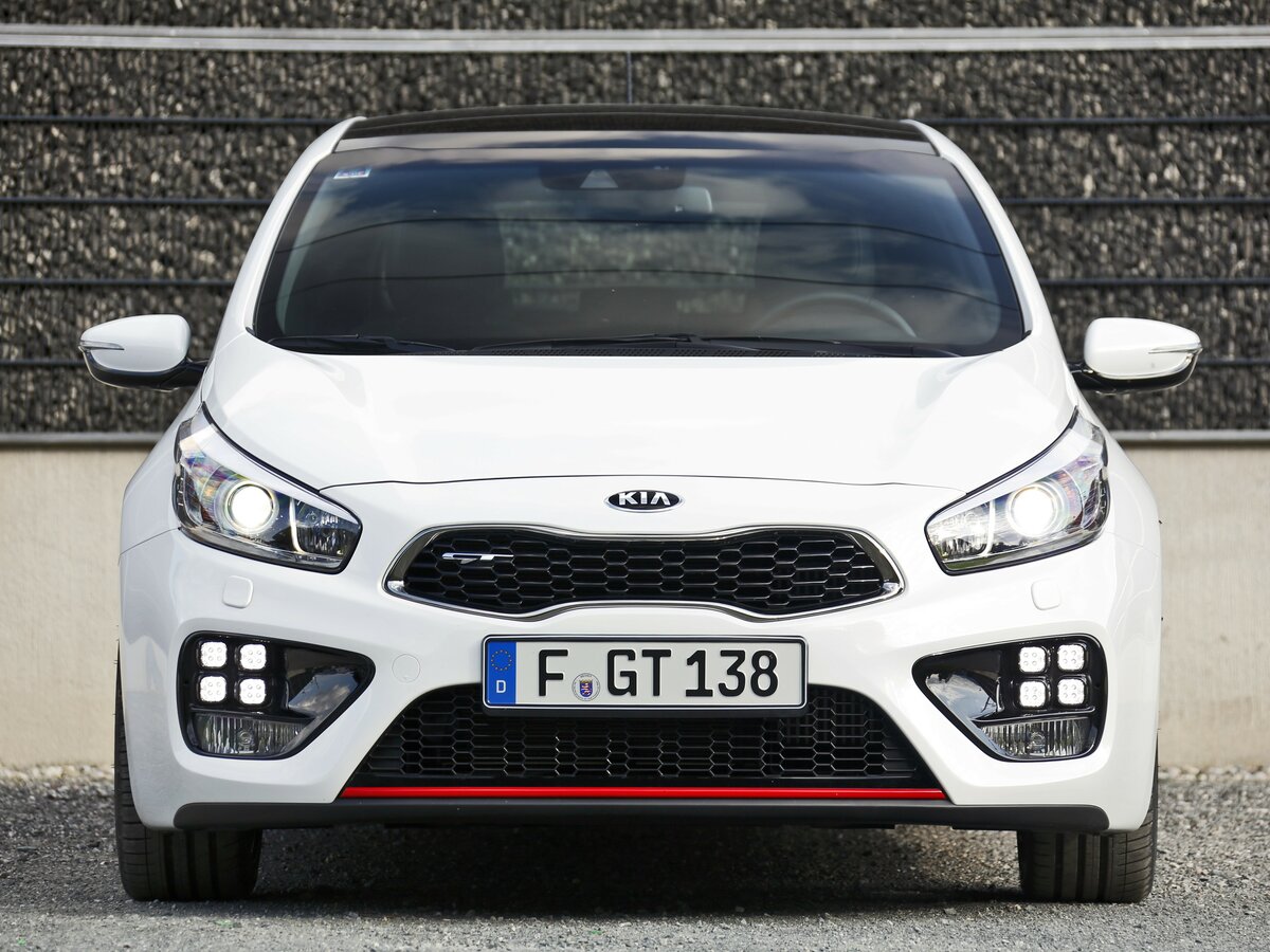 Kia Ceed GT I Рестайлинг Хэтчбек 5 дв. — фото 3