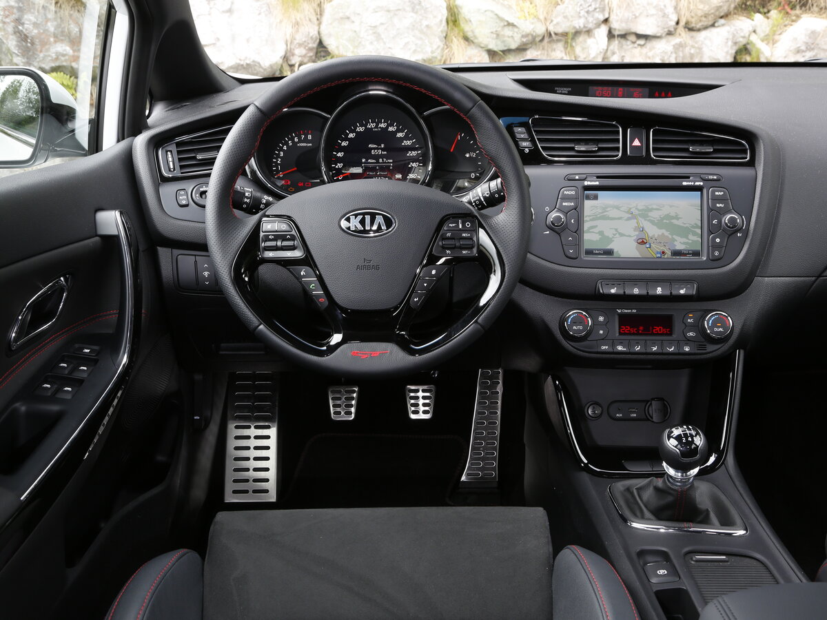 Kia Ceed GT I Рестайлинг Хэтчбек 5 дв. — фото 6