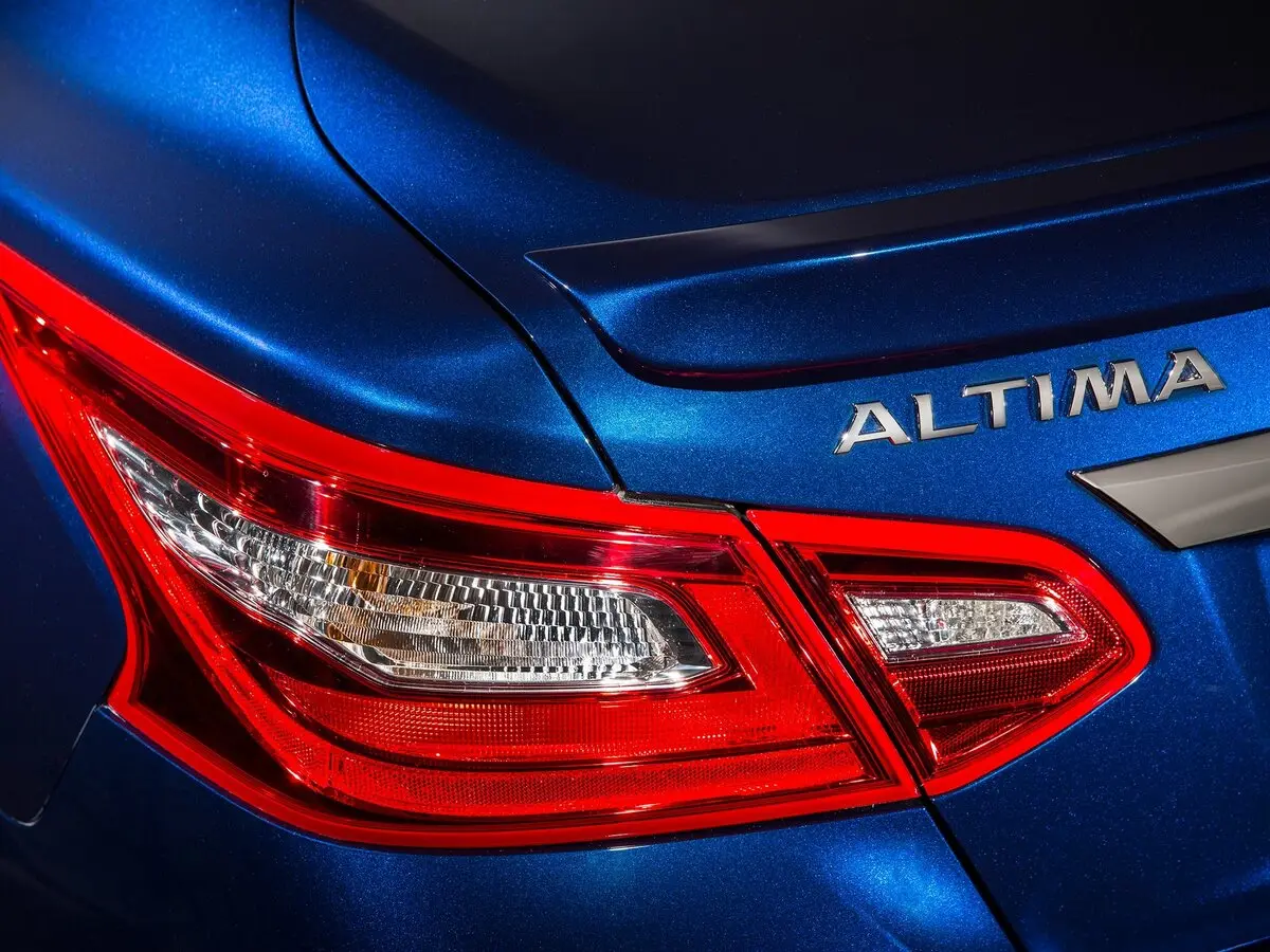 Nissan Altima V (L33) Рестайлинг Седан — сүрөт 12