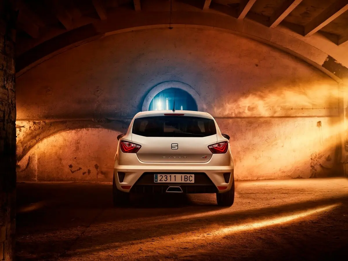 SEAT Ibiza Cupra IV Рестайлинг 2 Хэтчбек 3 дв. — photo 3