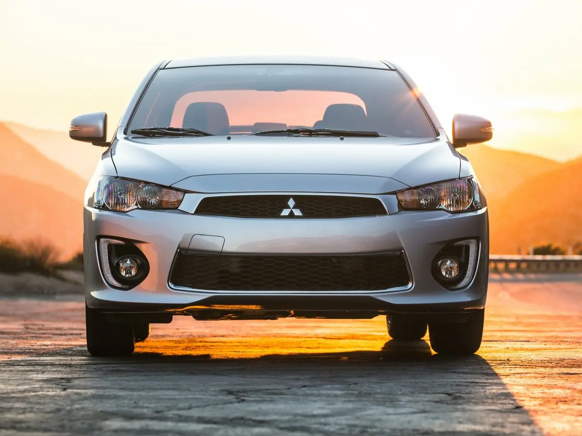 Mitsubishi Lancer X Рестайлинг 2 Седан — фото 3