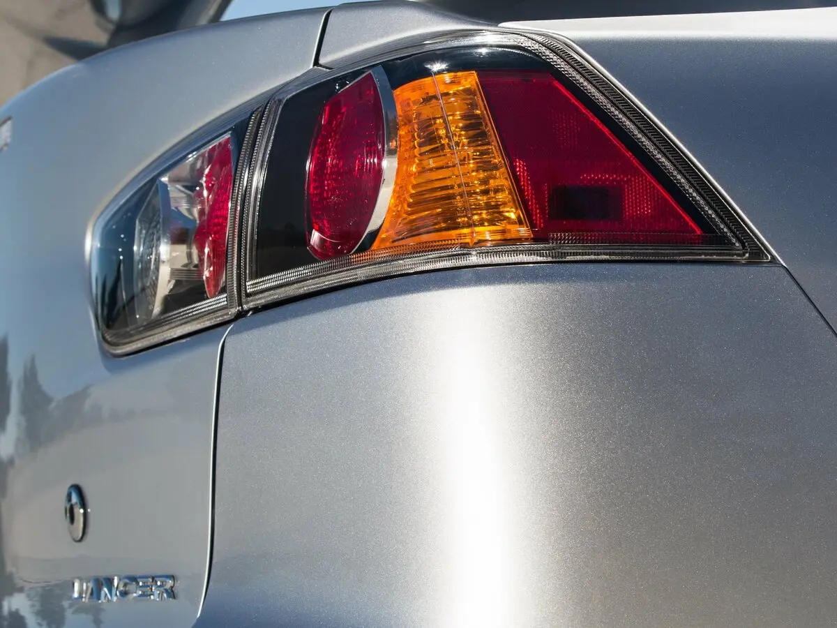 Mitsubishi Lancer X Рестайлинг 2 Седан — фото 14