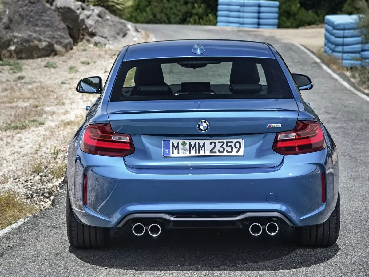 BMW M2 F87 Купе — сүрөт 4