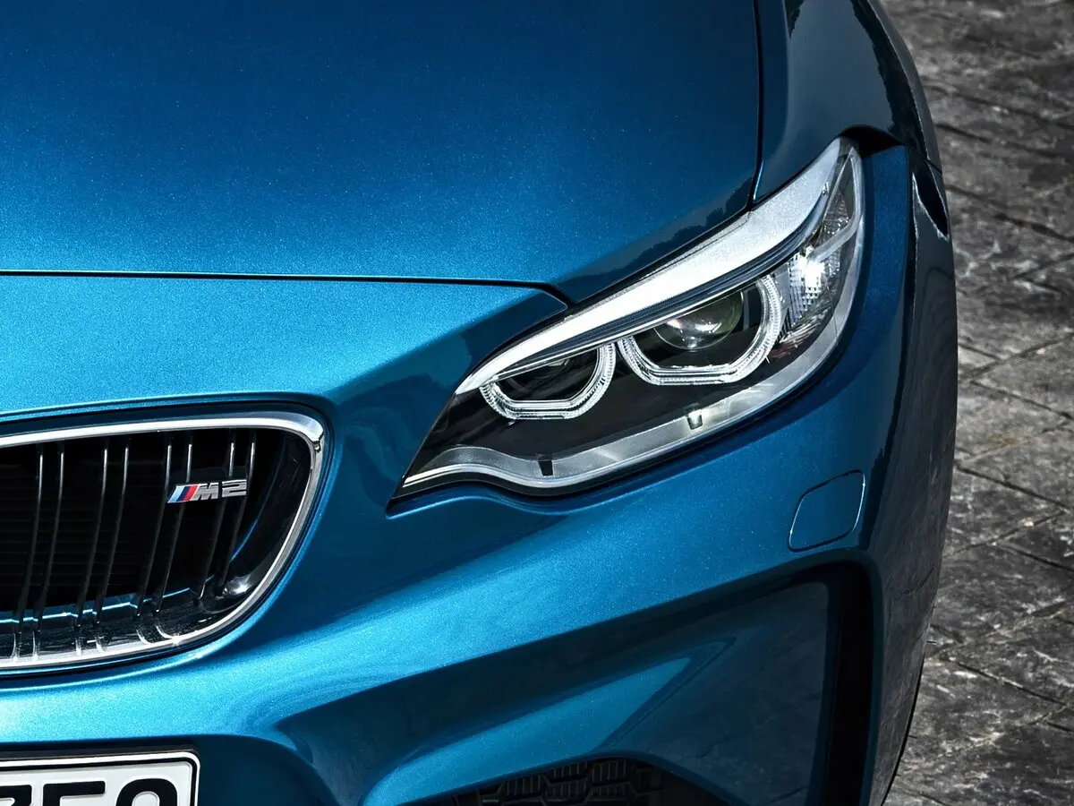 BMW M2 F87 Купе — сүрөт 9