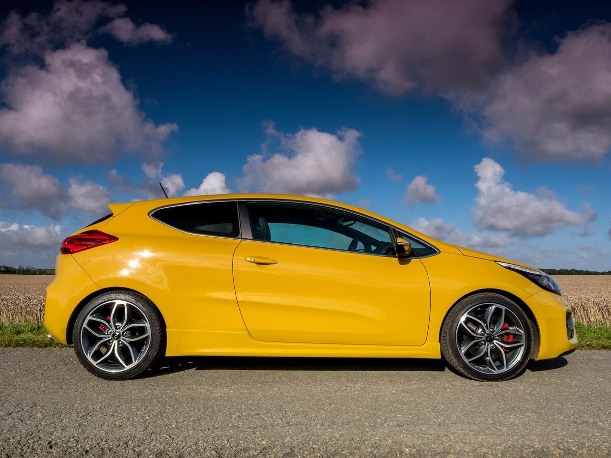 Kia Ceed GT I Рестайлинг Хэтчбек 3 дв. — фото 2