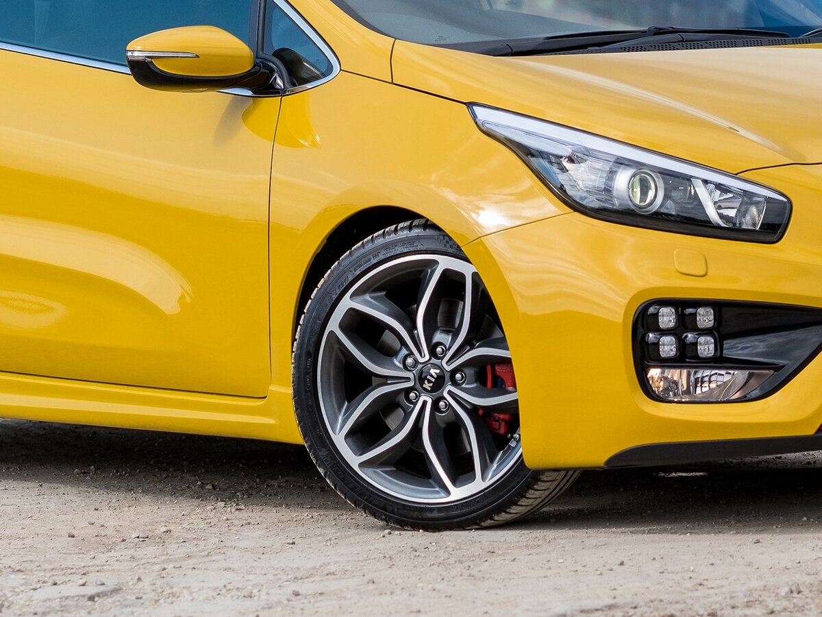 Kia Ceed GT I Рестайлинг Хэтчбек 3 дв. — фото 15