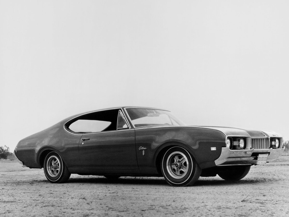 Oldsmobile Cutlass III Купе