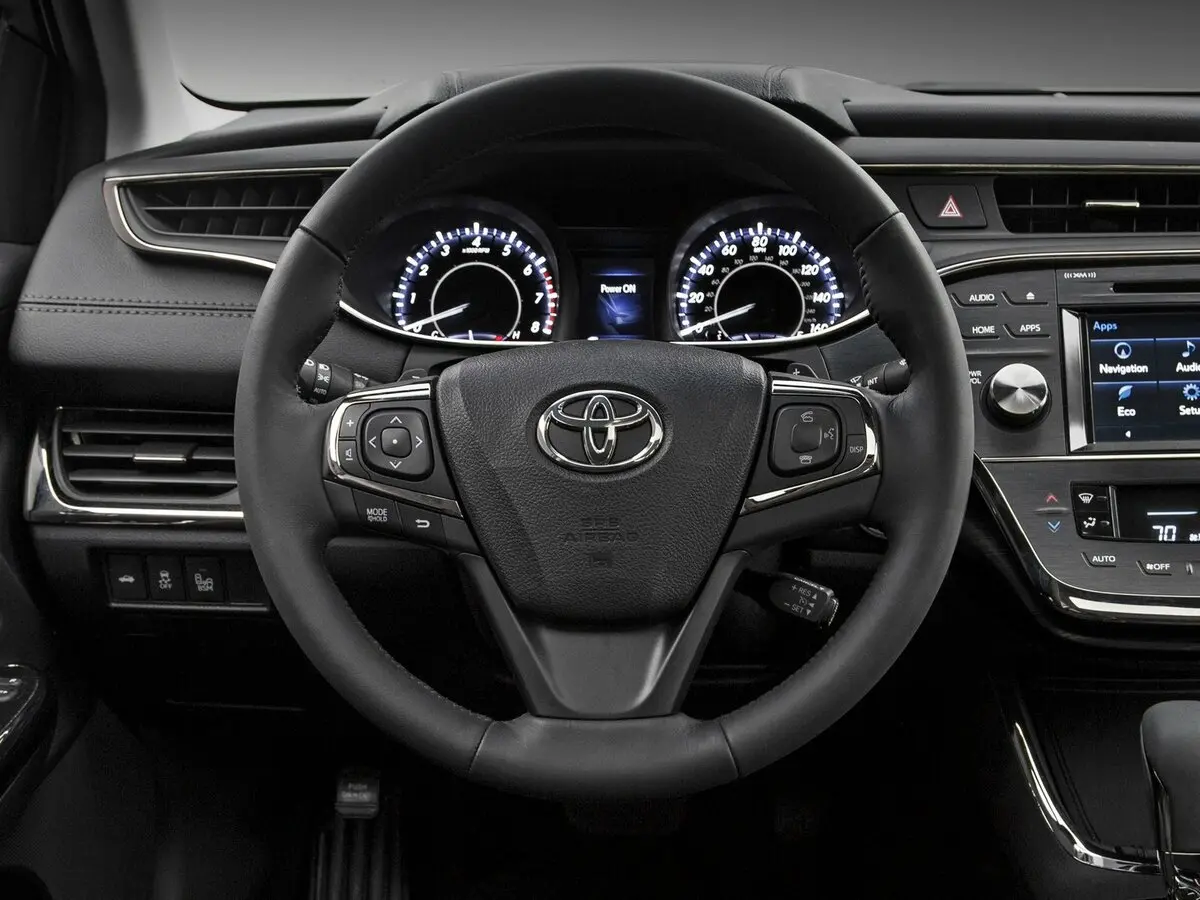 Toyota Avalon IV Рестайлинг Седан — фото 8