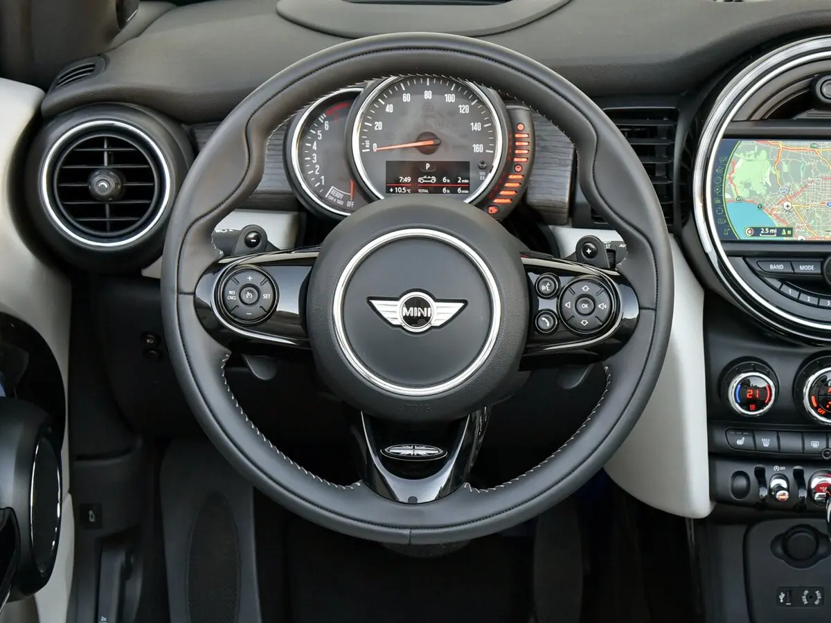 Mini Cabrio III Кабриолет Cooper S — photo 10