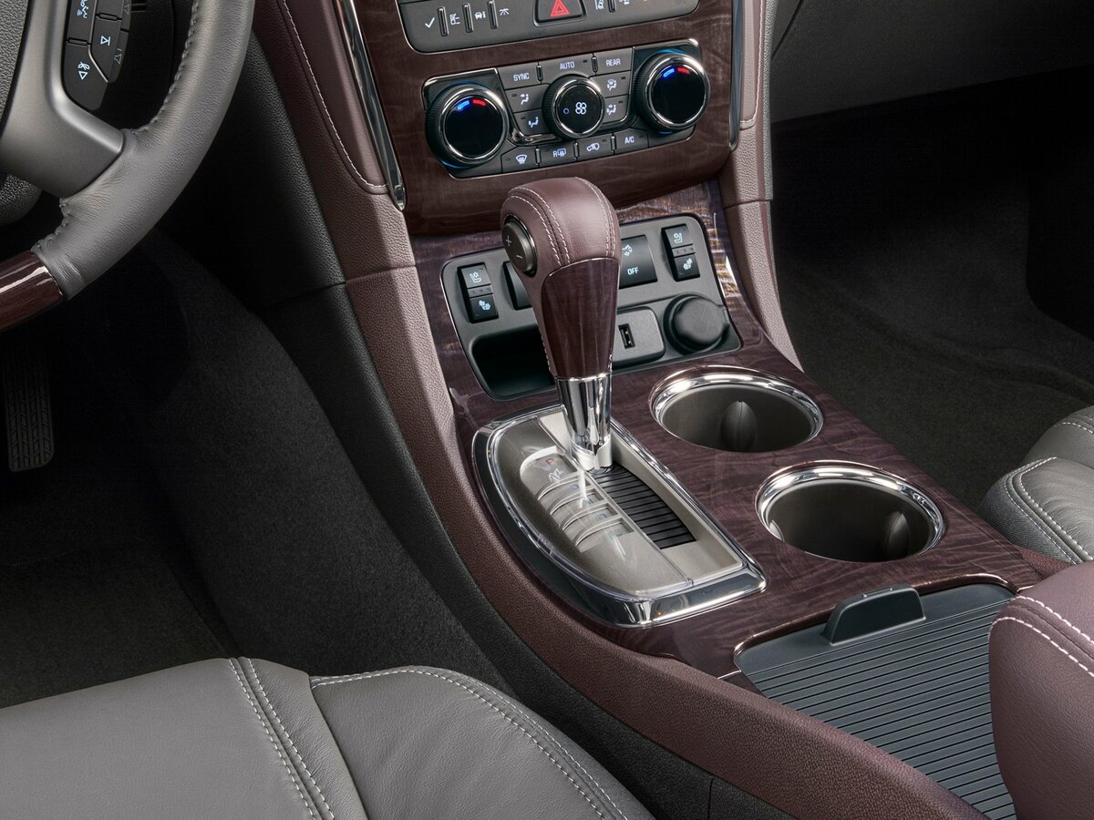 Buick Enclave I Рестайлинг Внедорожник 5 дв.