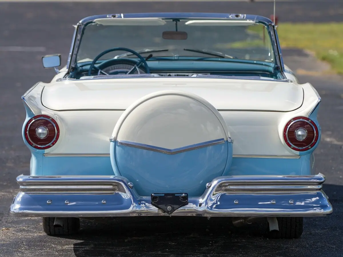 Ford Fairlane II Кабриолет — сүрөт 4