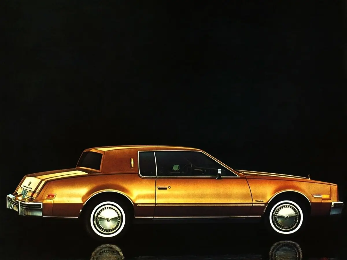 Oldsmobile Toronado III Купе — 照片 2