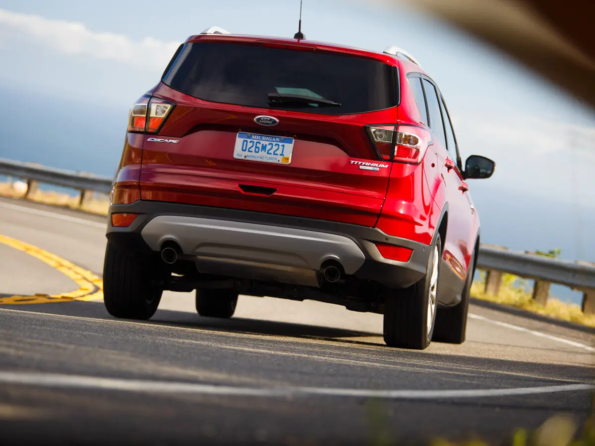 Ford Escape III Рестайлинг Внедорожник 5 дв. — сүрөт 4
