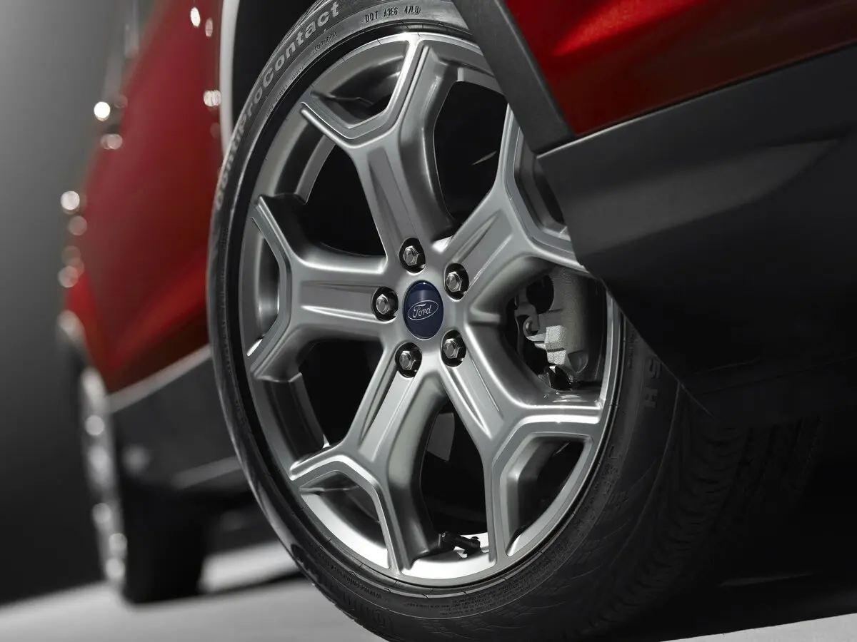 Ford Escape III Рестайлинг Внедорожник 5 дв. — сүрөт 19
