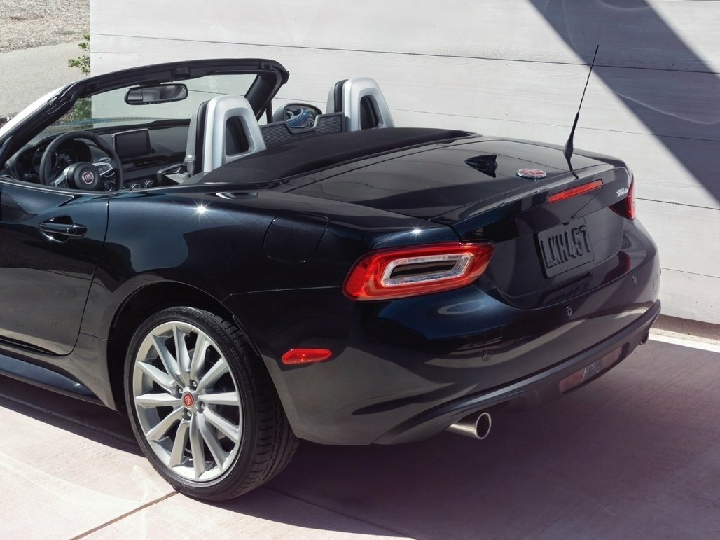 Fiat 124 Spider I Родстер — фото 12