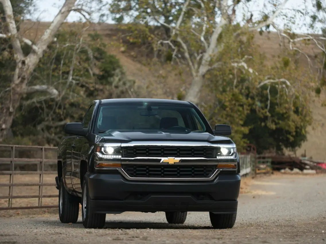 Chevrolet Silverado III (K2XX) Рестайлинг Пикап Одинарная кабина Regular — сүрөт 3