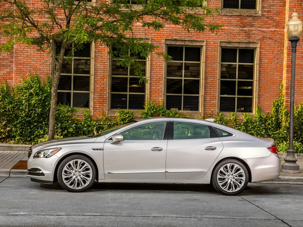 Buick LaCrosse III Седан — сүрөт 2