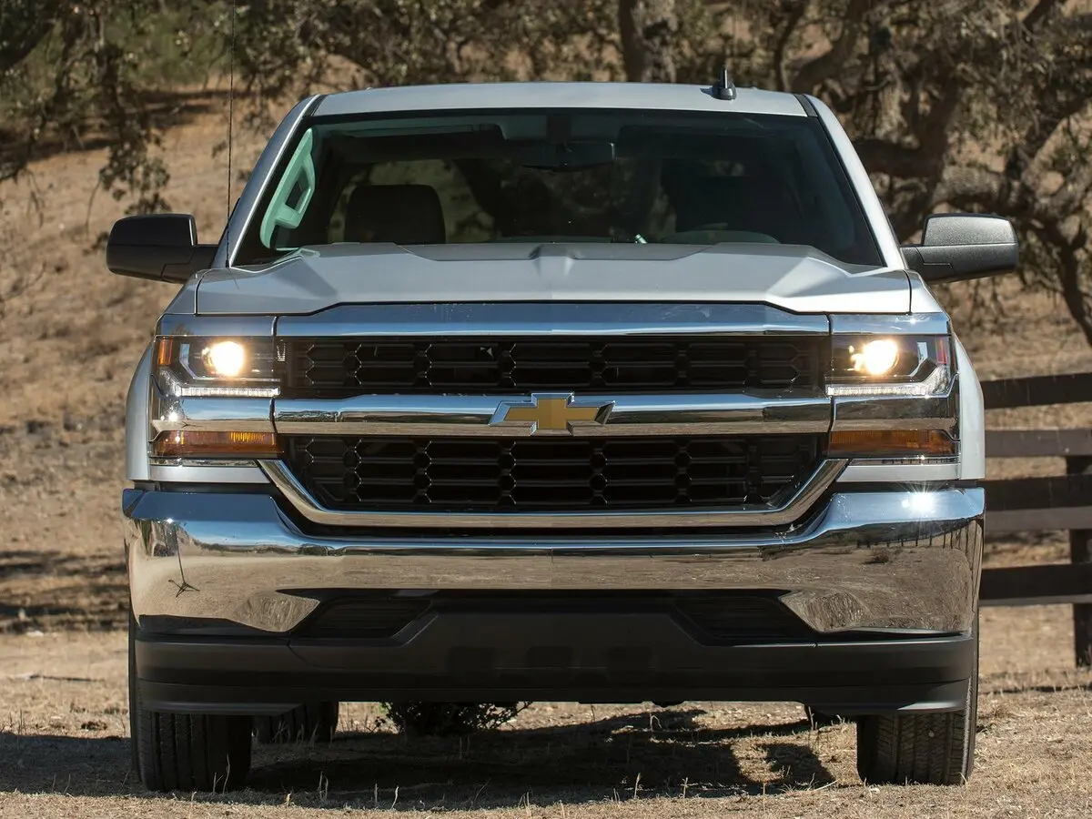 Chevrolet Silverado III (K2XX) Рестайлинг Пикап Двойная кабина Crew — сүрөт 3