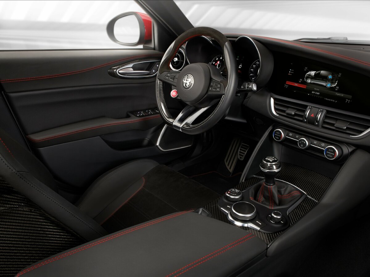Alfa Romeo Giulia II (952) Седан