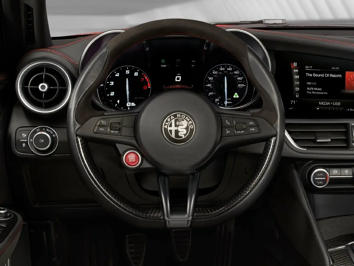 Alfa Romeo Giulia II (952) Седан — сүрөт 10