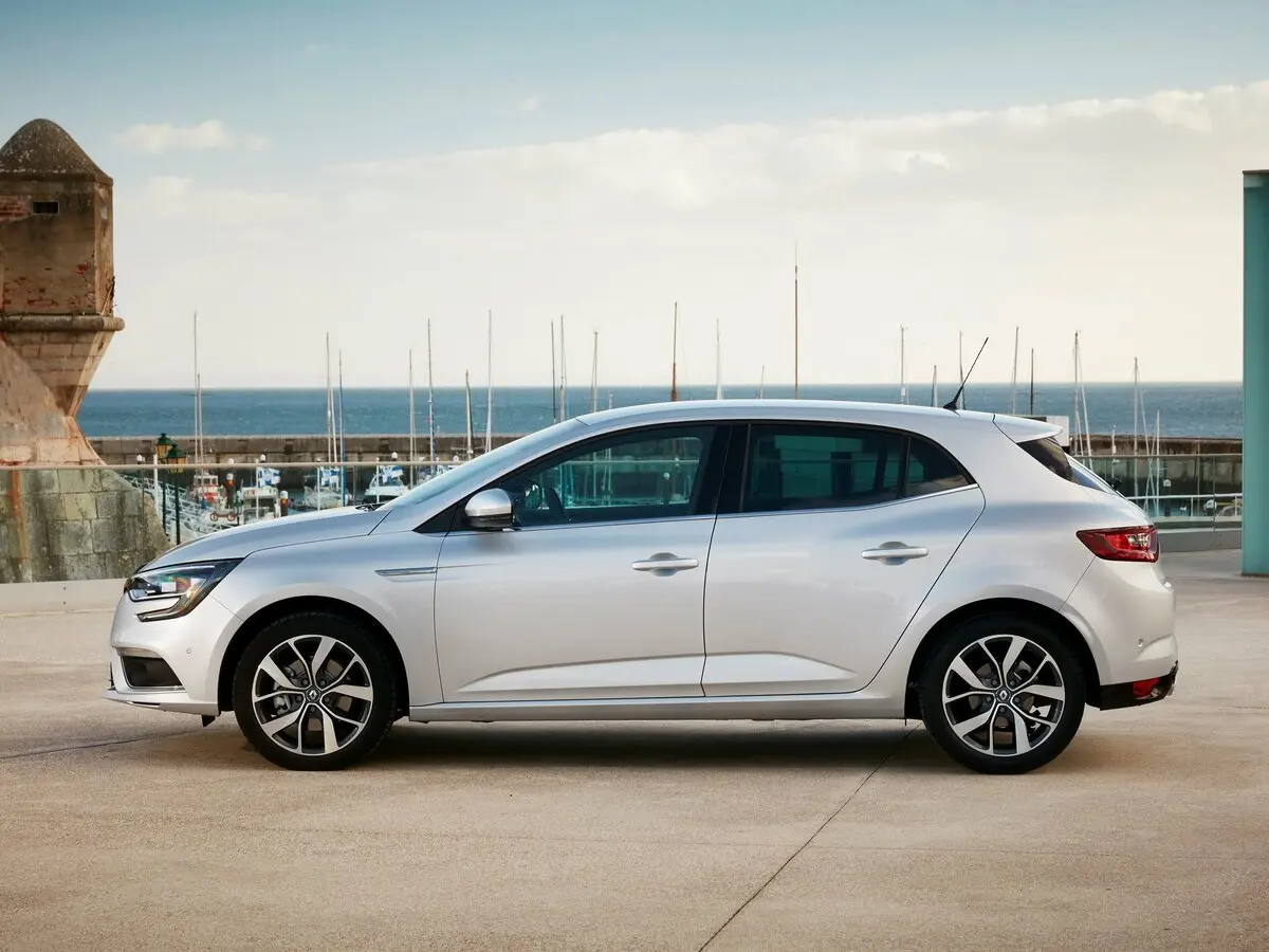 Renault Megane IV Хэтчбек 5 дв. — сүрөт 2