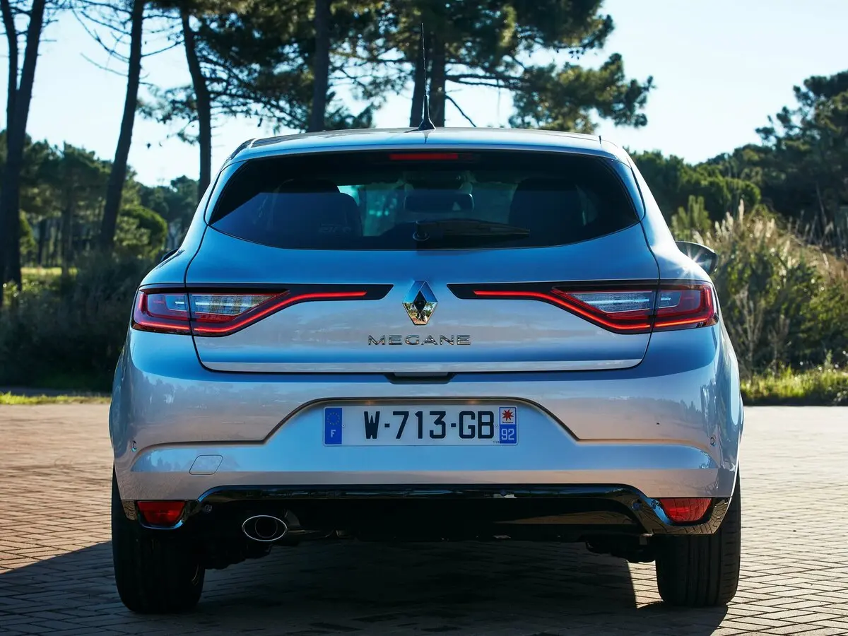 Renault Megane IV Хэтчбек 5 дв. — сүрөт 4
