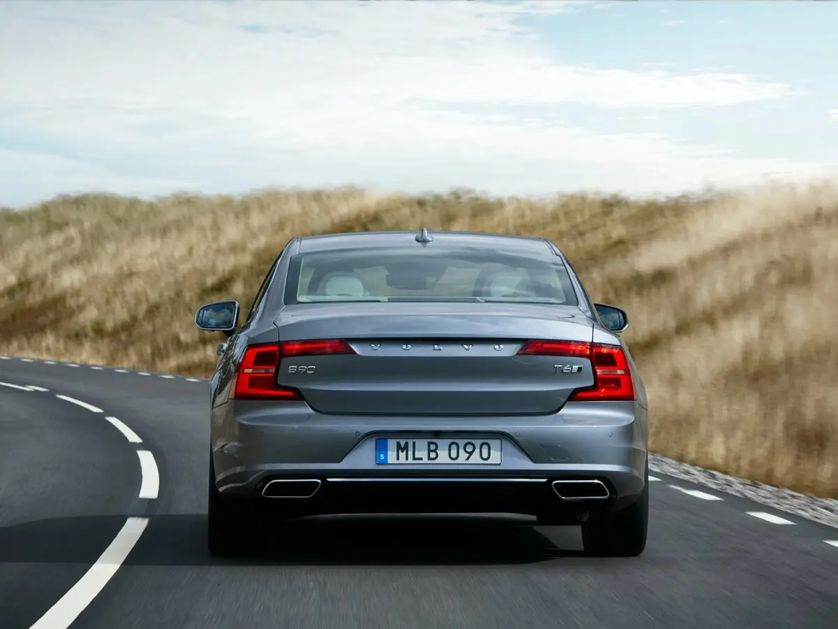 Volvo S90 II Седан — 照片 4