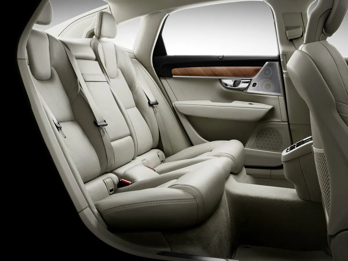 Volvo S90 II Седан — 照片 10