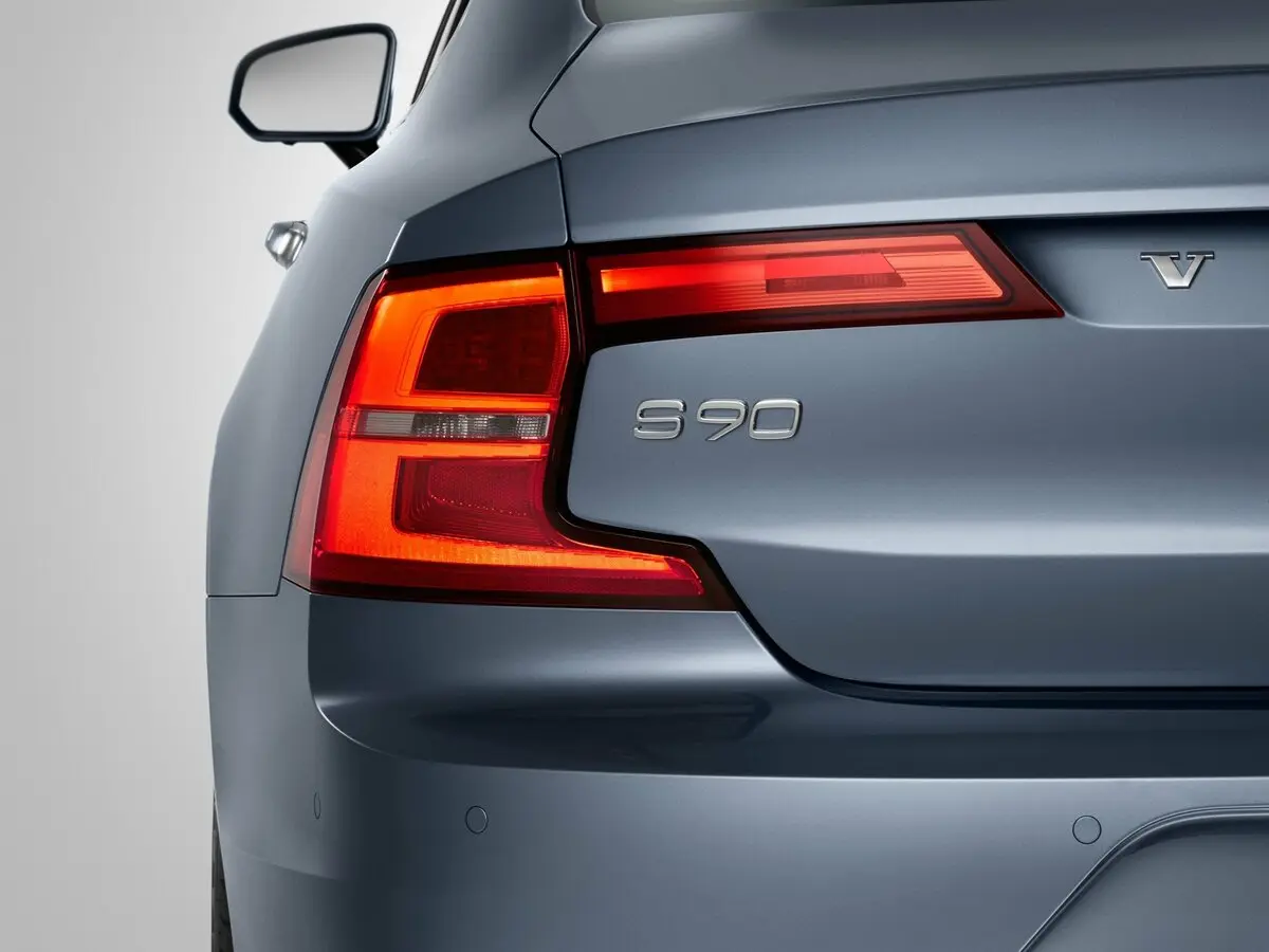 Volvo S90 II Седан — 照片 16