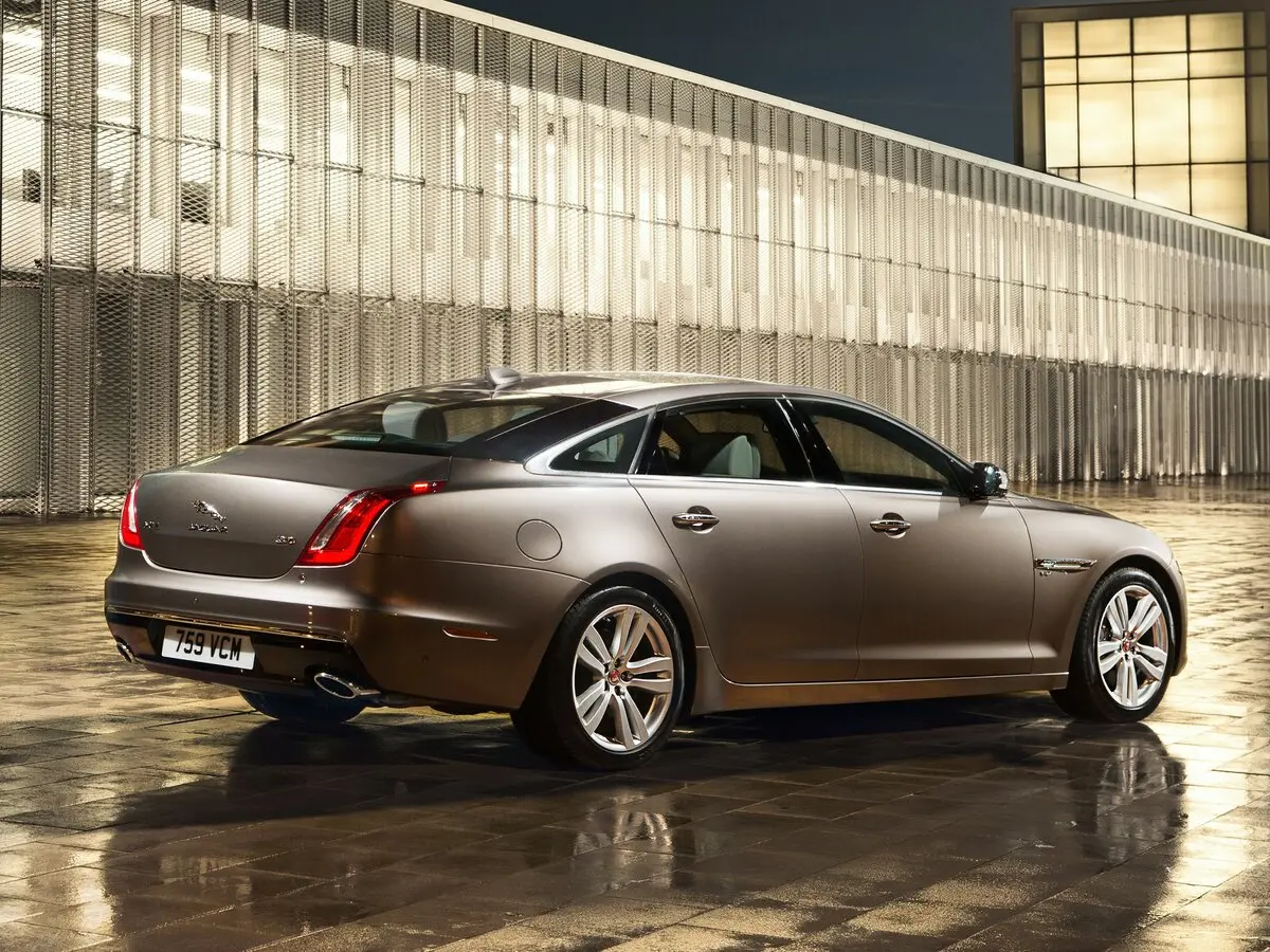 Jaguar XJ IV (X351) Рестайлинг Седан — photo 5