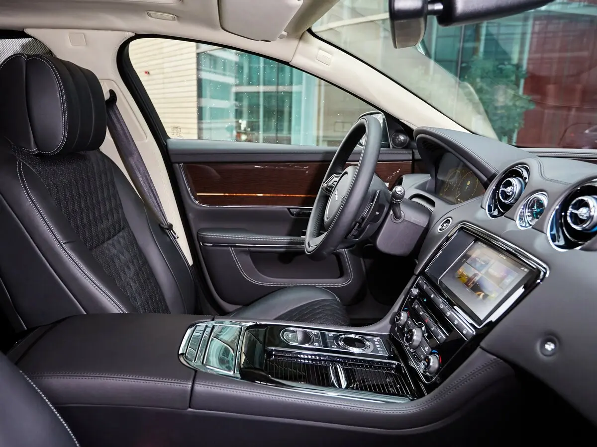 Jaguar XJ IV (X351) Рестайлинг Седан Long — сүрөт 7