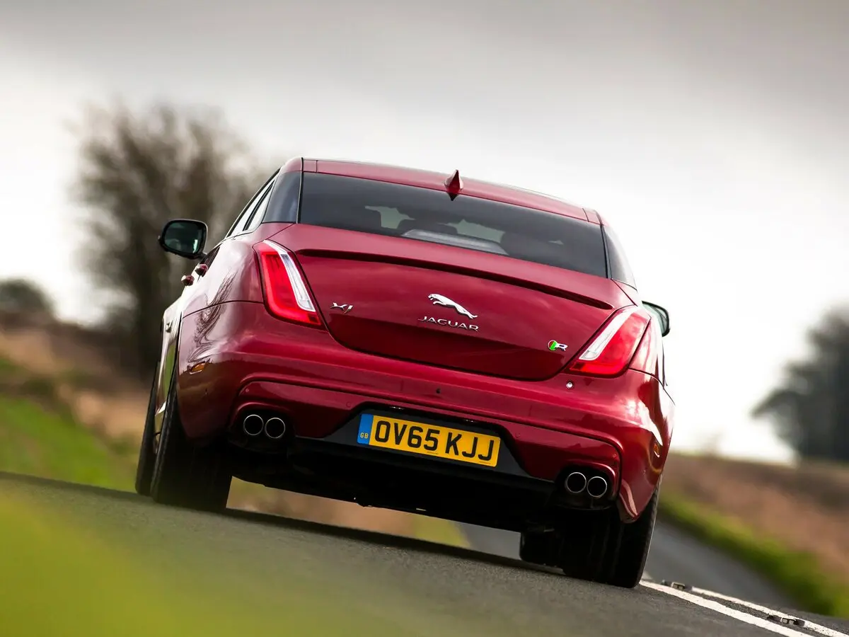 Jaguar XJR IV (X351) Рестайлинг Седан — сүрөт 4