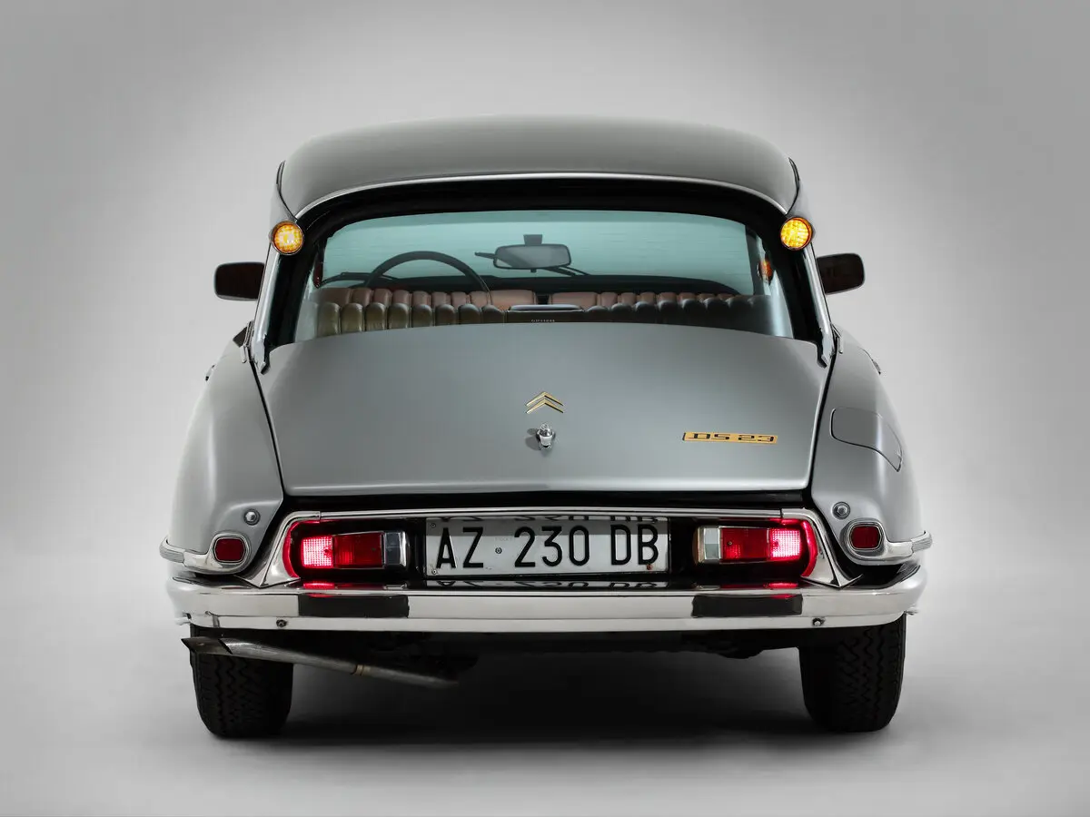 Citroen DS I Рестайлинг 2 Седан — сүрөт 4