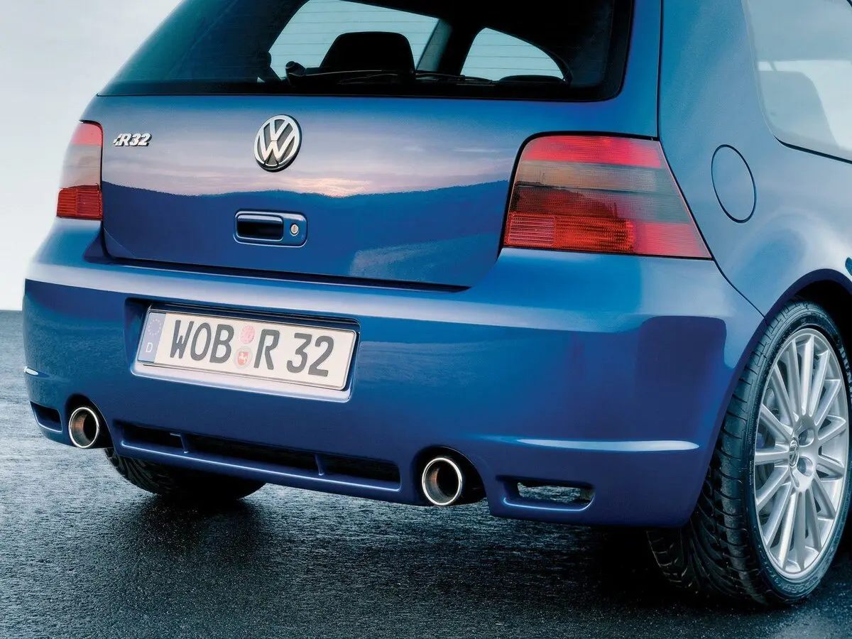 Volkswagen Golf R32 IV Хэтчбек 3 дв. — сүрөт 12