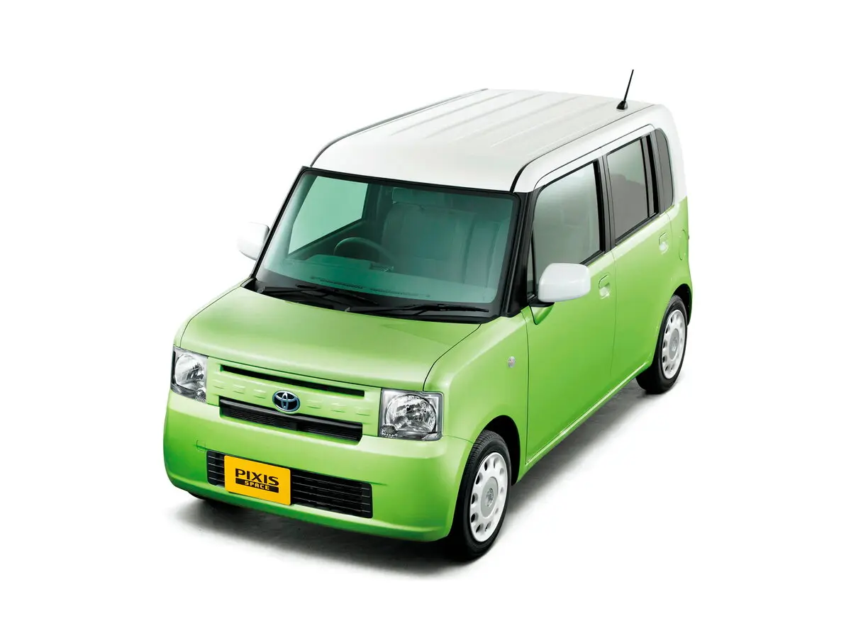 Toyota Pixis Space 2011 – 2017