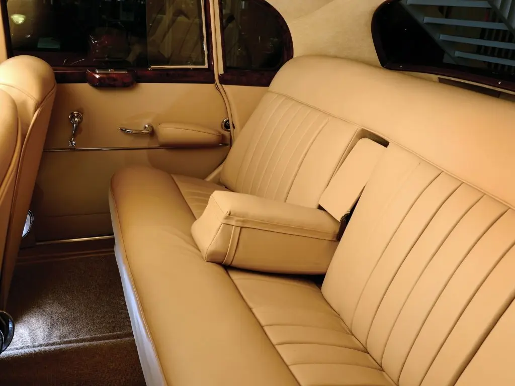 Mercedes-Benz W186 1951 – 1957 Седан — photo 9