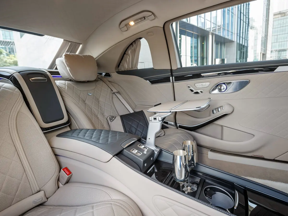 Mercedes-Benz Maybach S-Класс I (X222) Лимузин Pullman — сүрөт 7