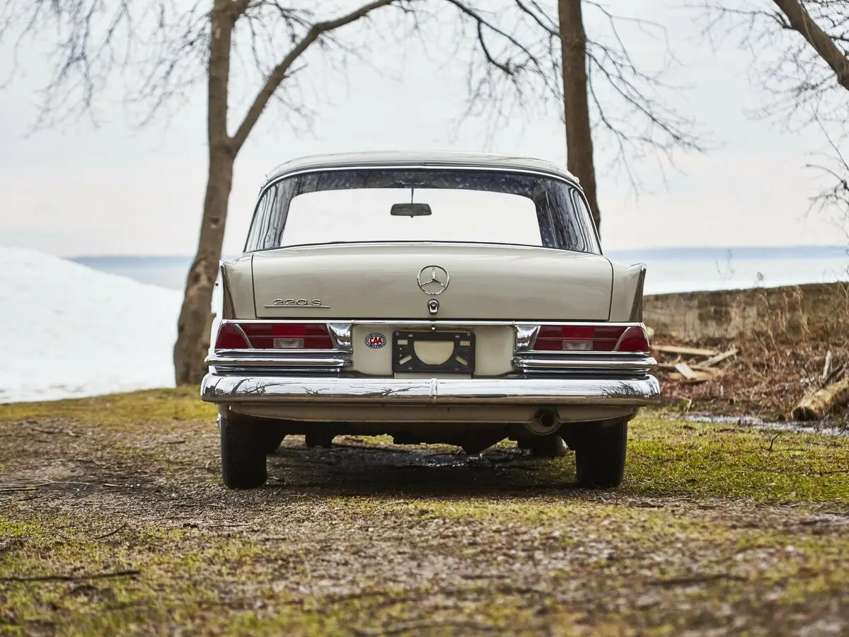 Mercedes-Benz W111 1959 – 1971 Седан — photo 4