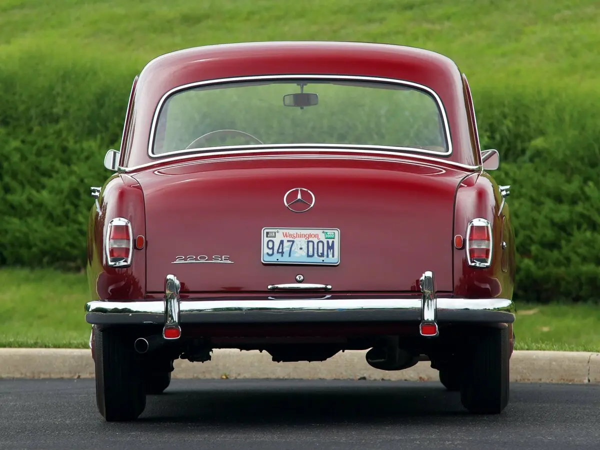 Mercedes-Benz W128 1958 – 1960 Седан — сүрөт 4