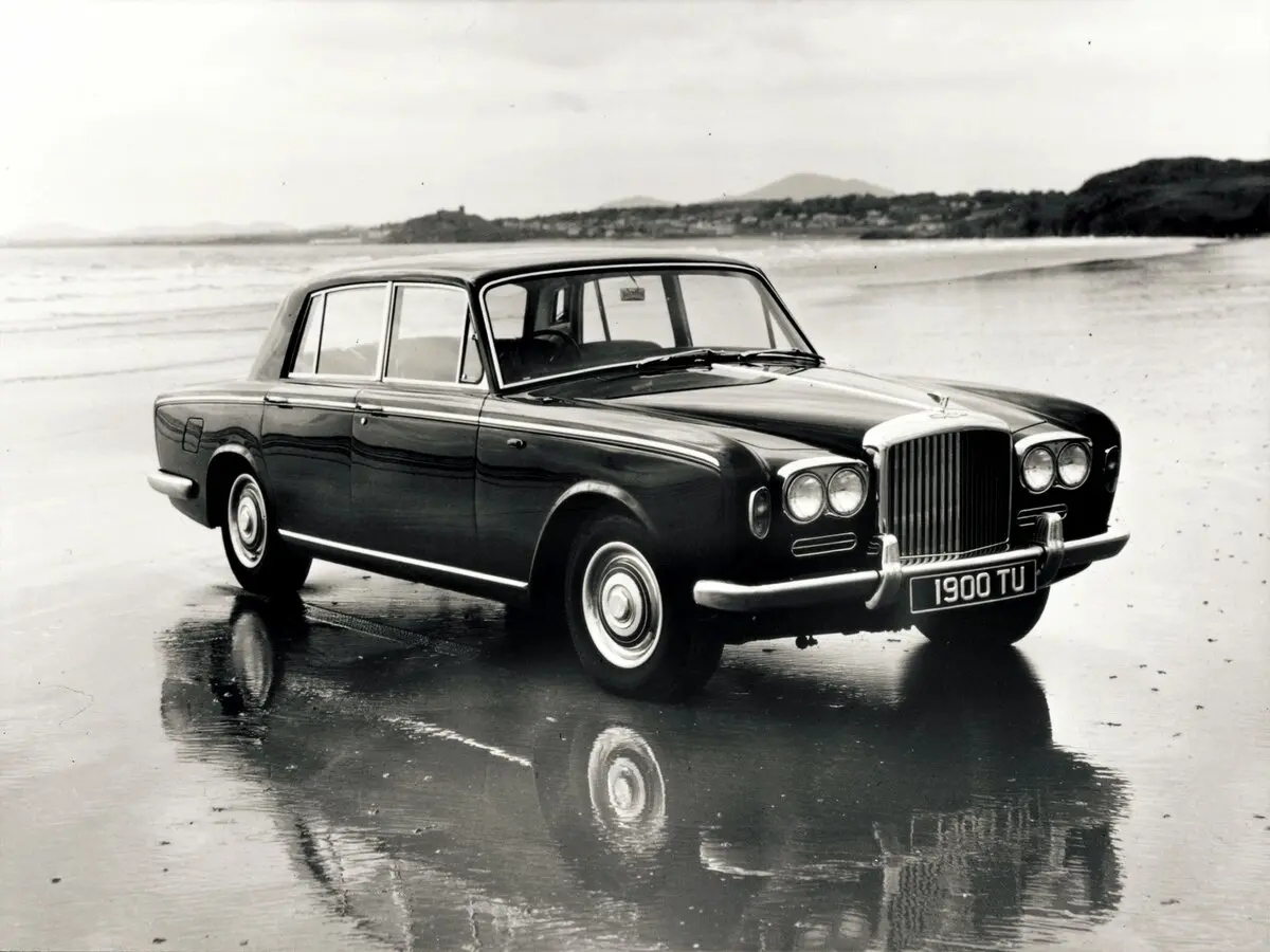 Bentley T-Series 1965 – 1980 Седан
