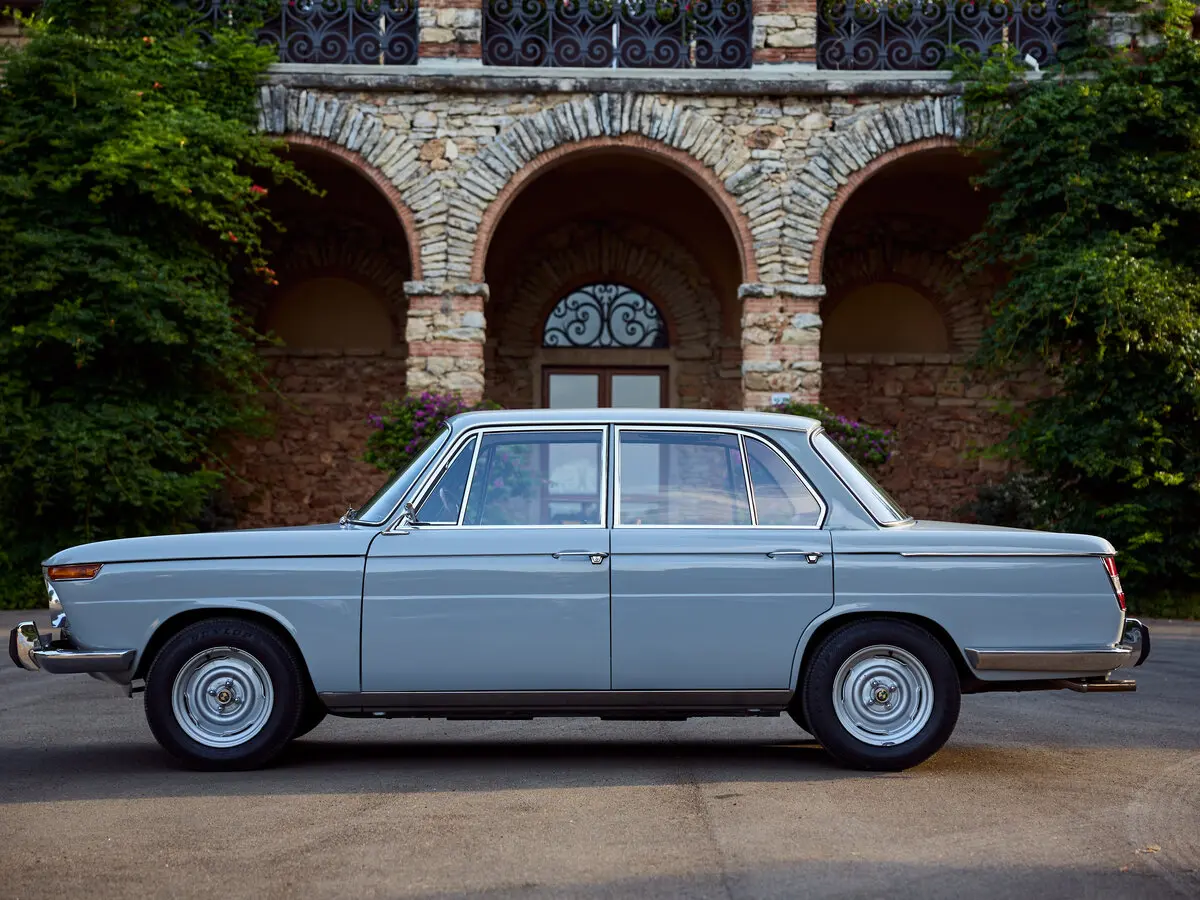 BMW New Class 1800 Седан — сүрөт 2