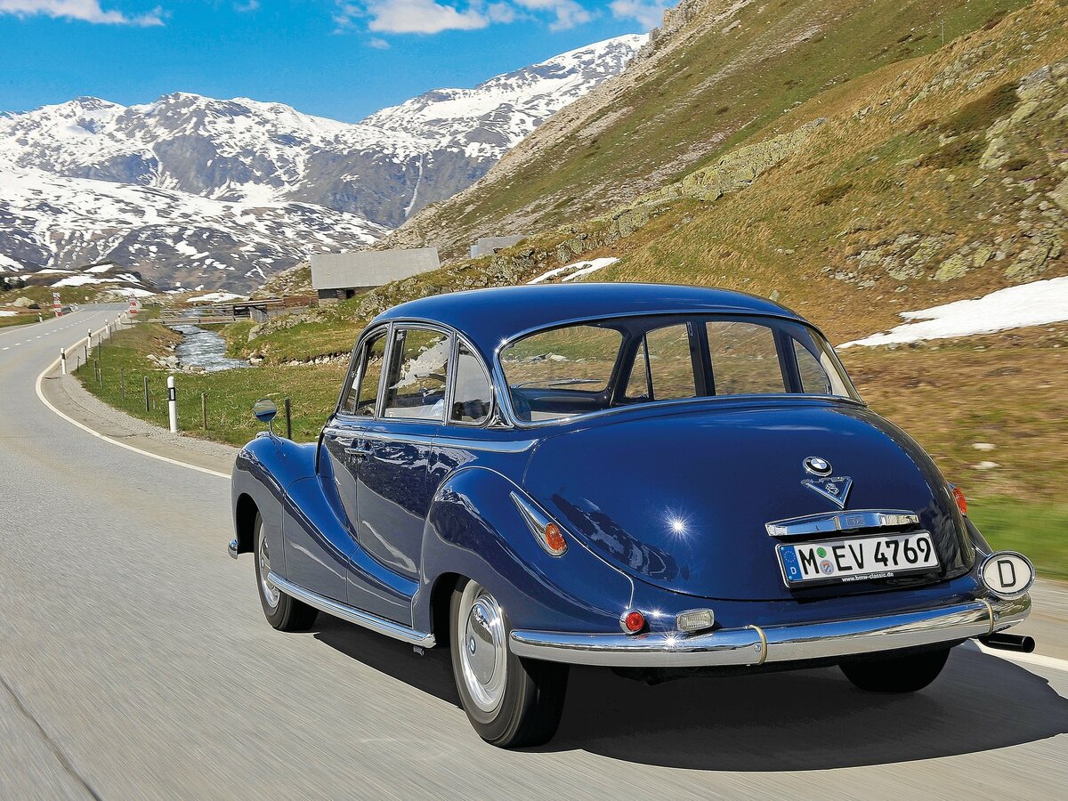 BMW 502 1954 – 1961 Седан — фото 4