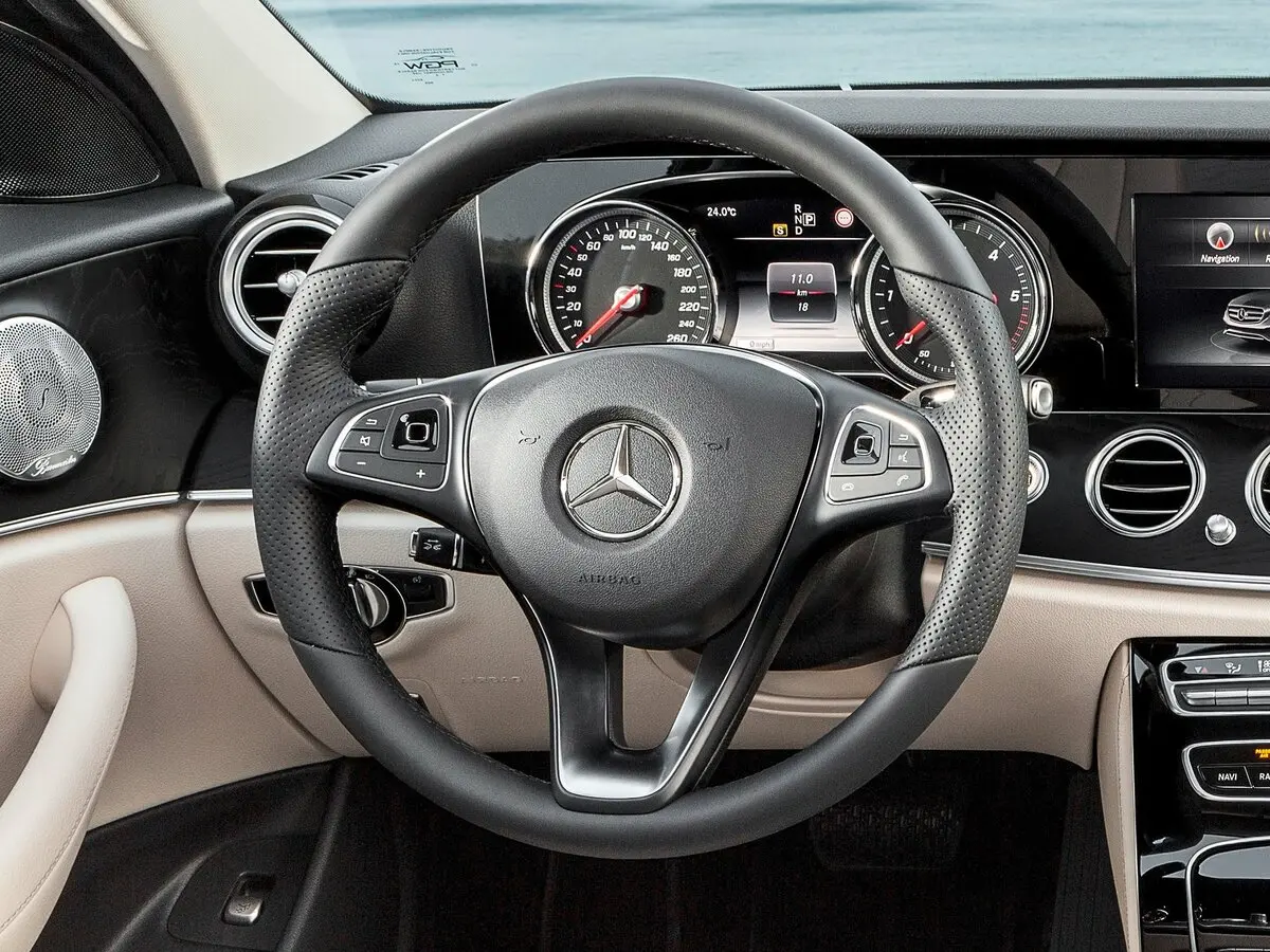 Mercedes-Benz E-Класс V (W213, S213, C238) Седан — фото 8