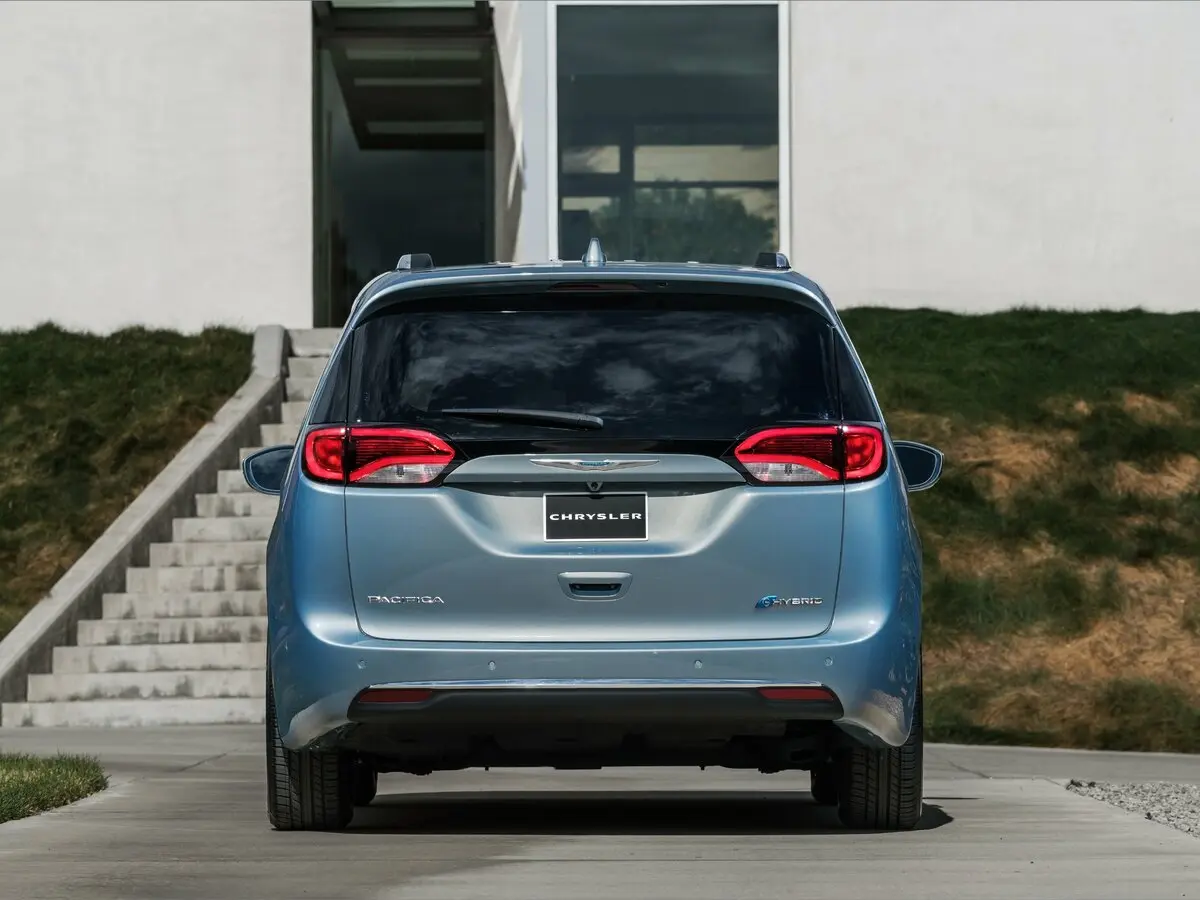 Chrysler Pacifica RU Минивэн — сүрөт 4