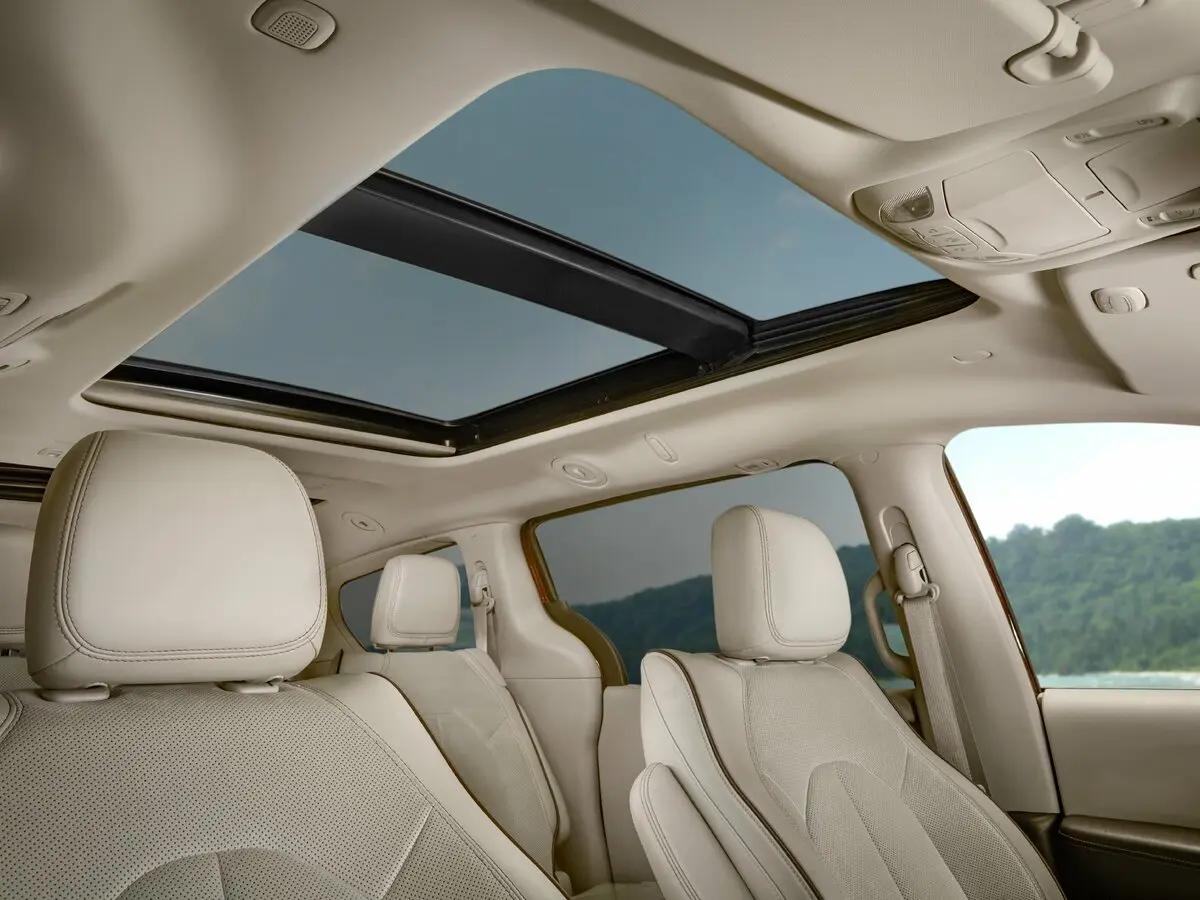 Chrysler Pacifica RU Минивэн — сүрөт 15