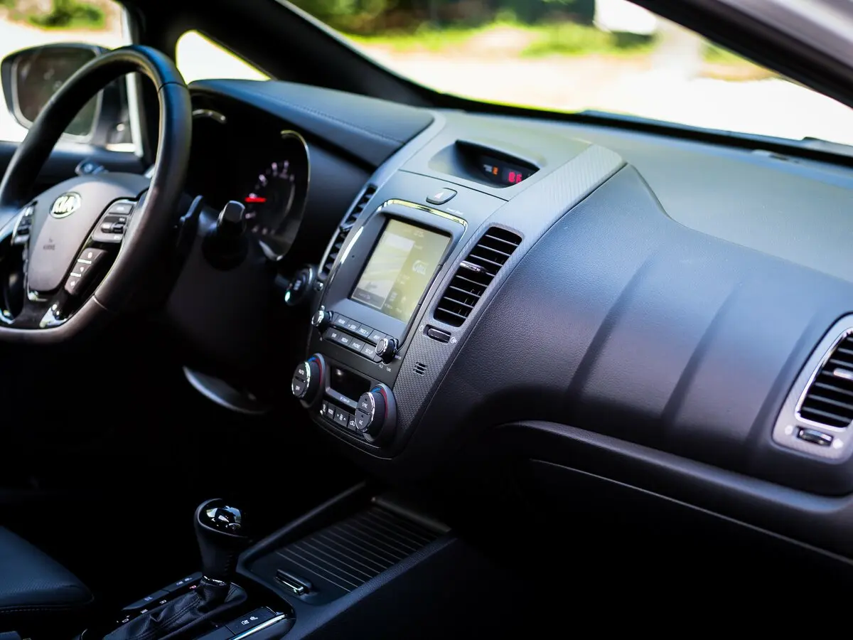 Kia Forte II Рестайлинг Хэтчбек 5 дв. — сүрөт 4