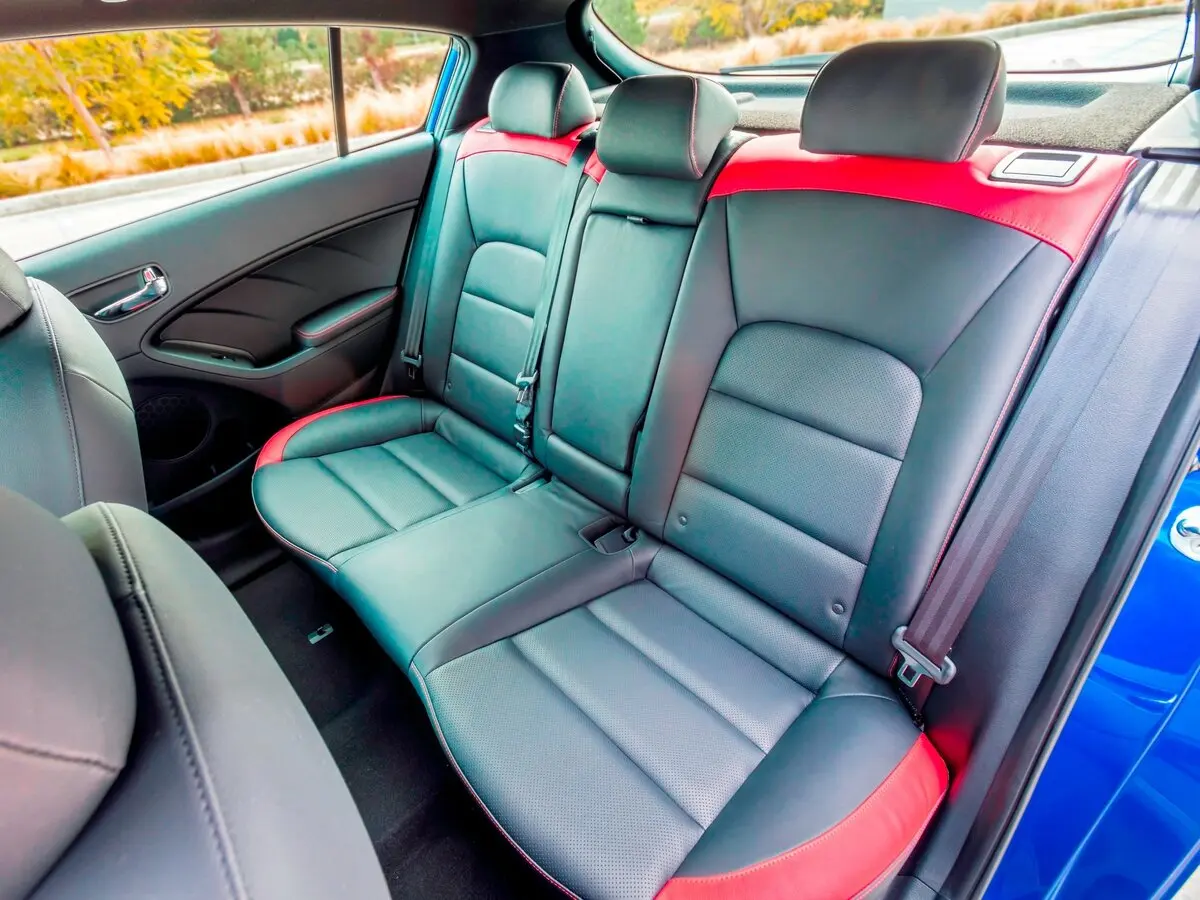 Kia Forte II Рестайлинг Хэтчбек 5 дв. — сүрөт 7