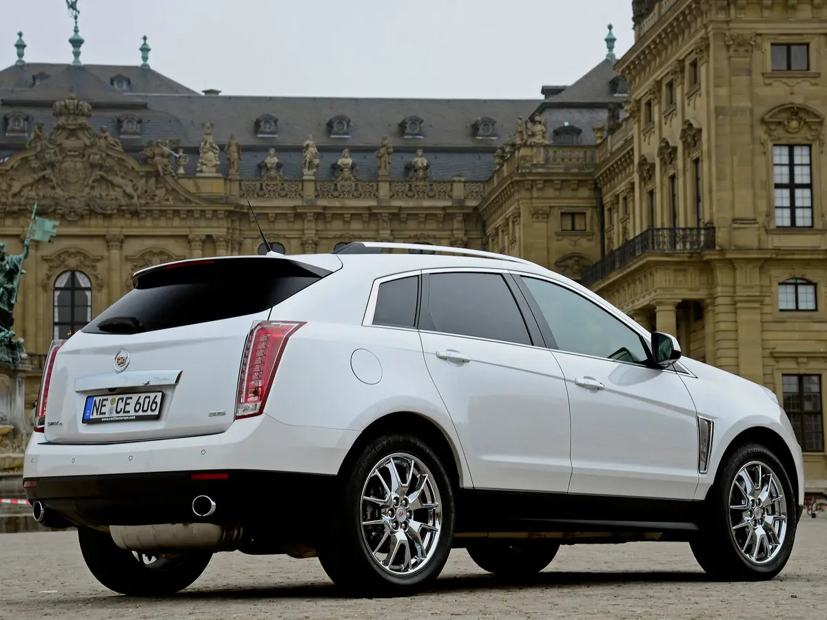 Cadillac SRX II Рестайлинг Внедорожник 5 дв. — 照片 5