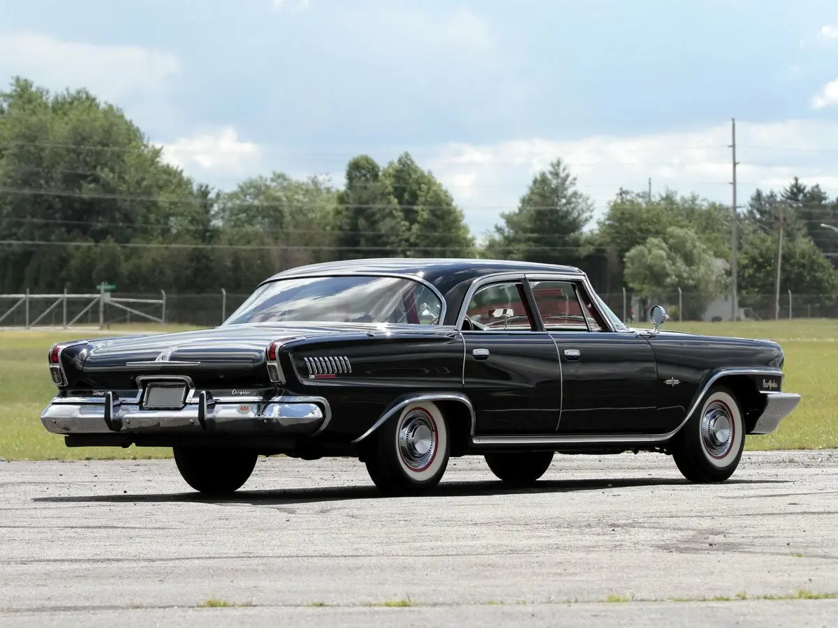 Chrysler New Yorker VI Седан — сүрөт 5