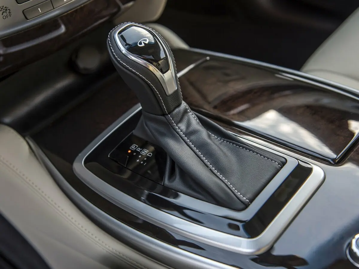 Infiniti QX60 I Рестайлинг Внедорожник 5 дв. — photo 12
